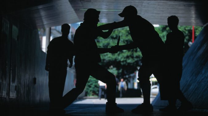 False Friends, Jugendbande